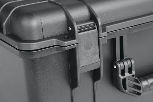 Кейс защитный ударопрочный РИФ 560х355х290 мм на колесах с телескопической ручкой