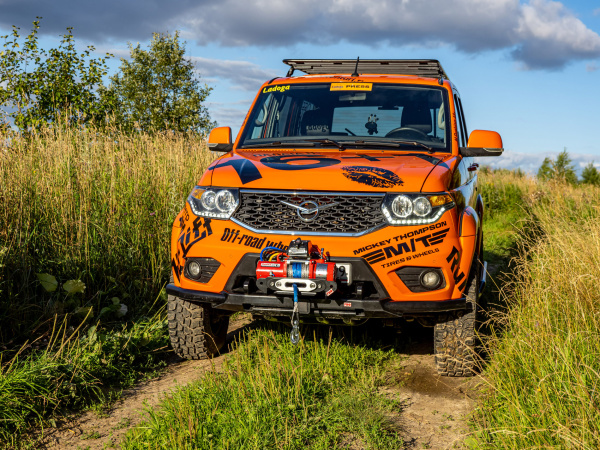 Лебёдка переносная РИФ 9.5XS c квадратом для фаркопа, корот. барабан, синт. трос (облегченная)