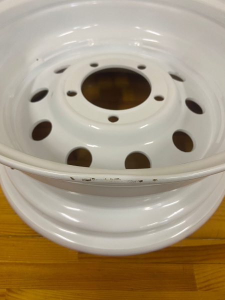 Диск усиленный УАЗ стальной белый 5x139,7 7xR16 d110 ET-19 (уценка)