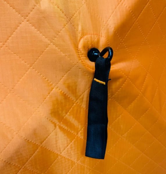 4 Палатка для зимней рыбалки TRAVELTOP (220*220*215)