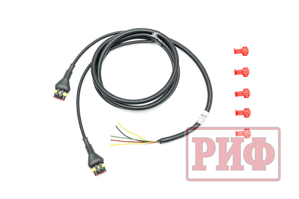 Бампер РИФ силовой задний Toyota Land Cruiser 200 2012-2015 с квадр. под фаркоп, калиткой и фонарями