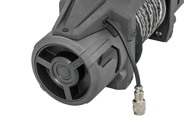 Лебёдка электрическая 12V Runva 6000 lbs 2722 кг (синтетический трос)