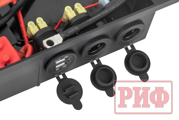 Бокс аккумуляторный 2xUSB, 2x12В, вольтметр с индикацией 420х250х330