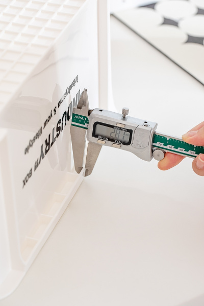 Контейнер IRIS для хранения, с крышкой, 20,5х34,5х11 см, белый