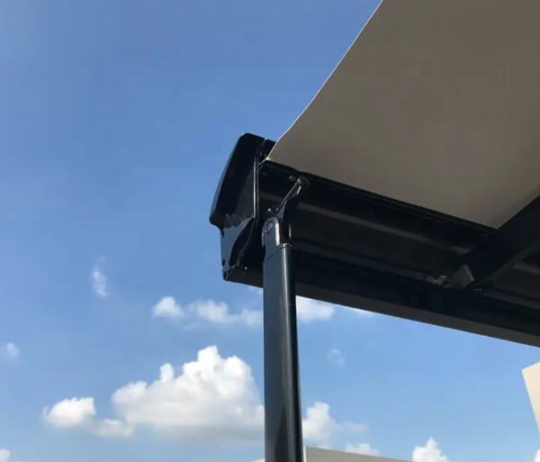 Маркиза автомобильная РИФ 3,5х2,5 м кассетная с электроприводом, корпус черный.