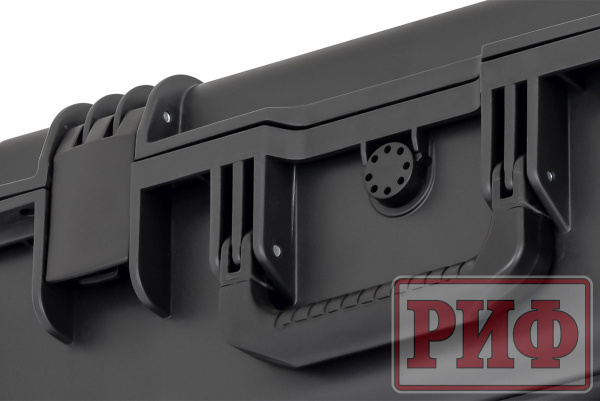 Кейс защитный ударопрочный РИФ 551x358x226 мм на колесах с телескопической ручкой Кейс защитный ударопрочный РИФ 551x358x226 мм на колесах с телескопической ручкой